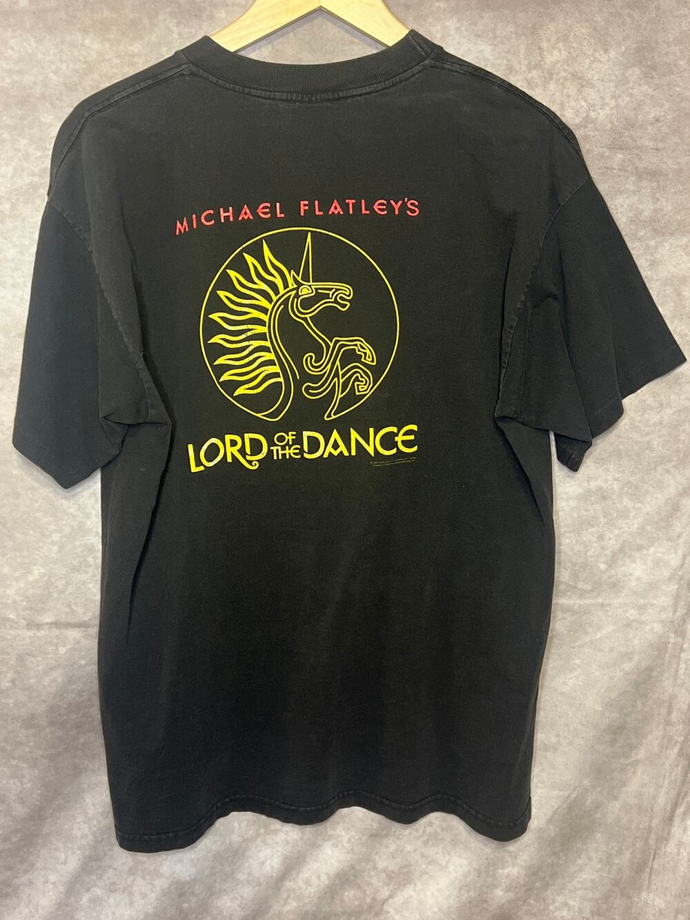 Vintage 90s Lord of the Dance Single Stitch t-shirt size XL